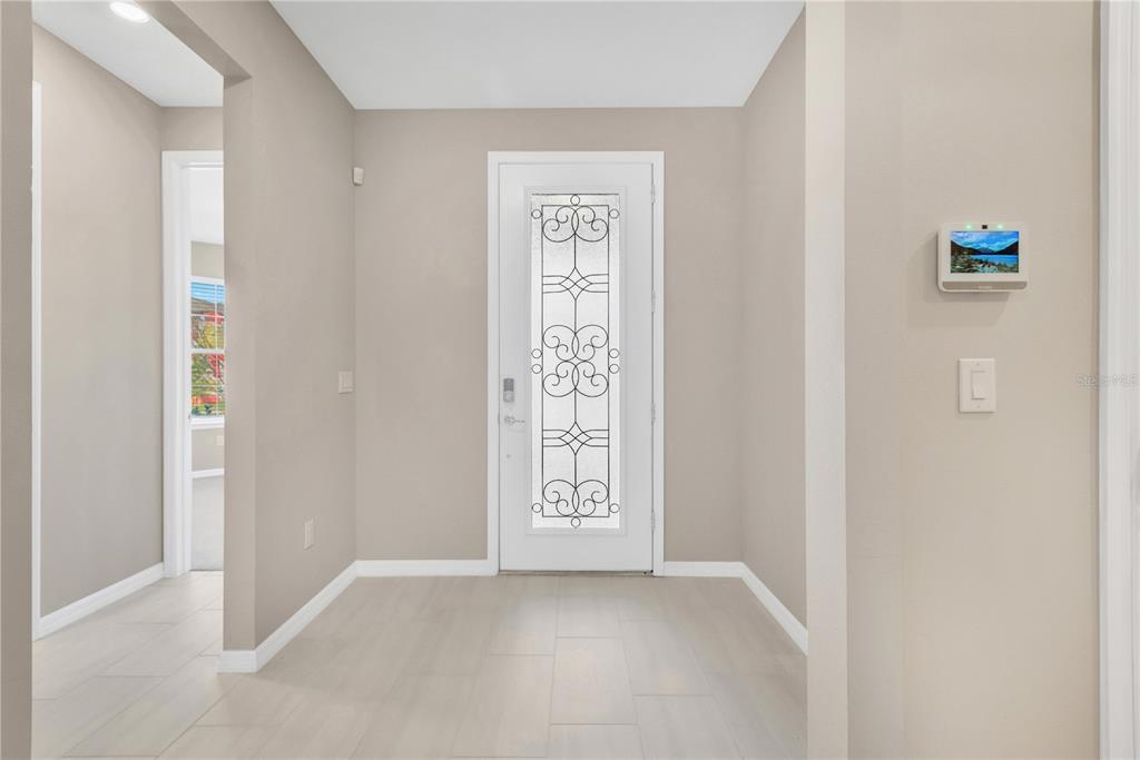 9107 Rally Spring Loop Wesley Chapel, FL 33545 - Photo 5 of 50