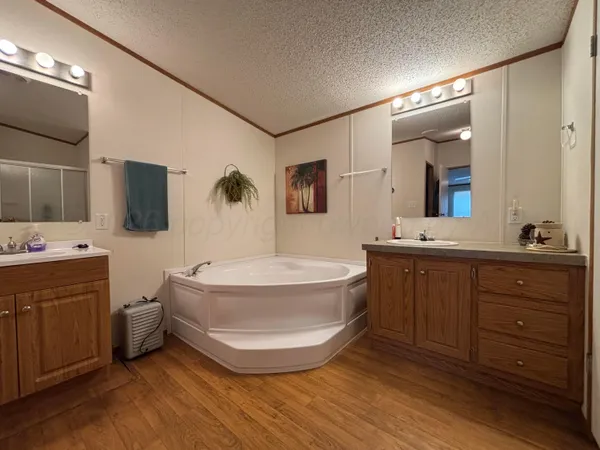 $165,000 | 905 Ave J Northwest, Childress, TX 79201