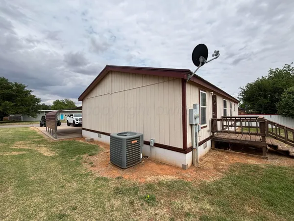$165,000 | 905 Ave J Northwest, Childress, TX 79201