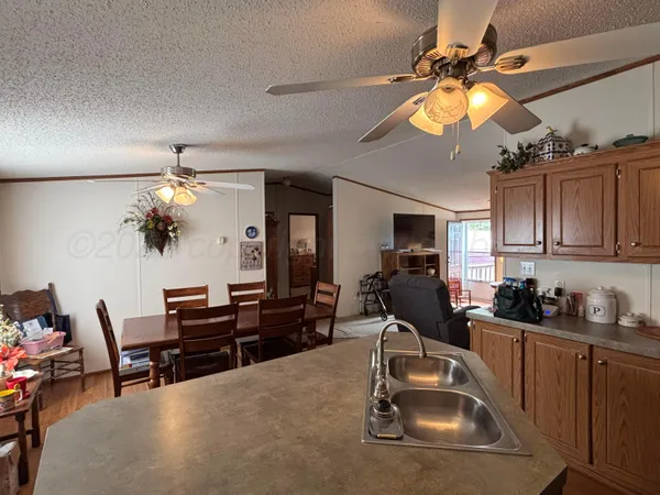 $165,000 | 905 Ave J Northwest, Childress, TX 79201