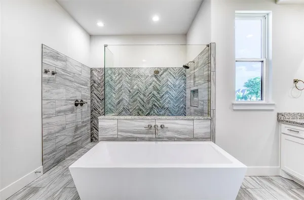 $759,000 | 1376 Shadow Lakes Drive, Wills Point, TX 75169