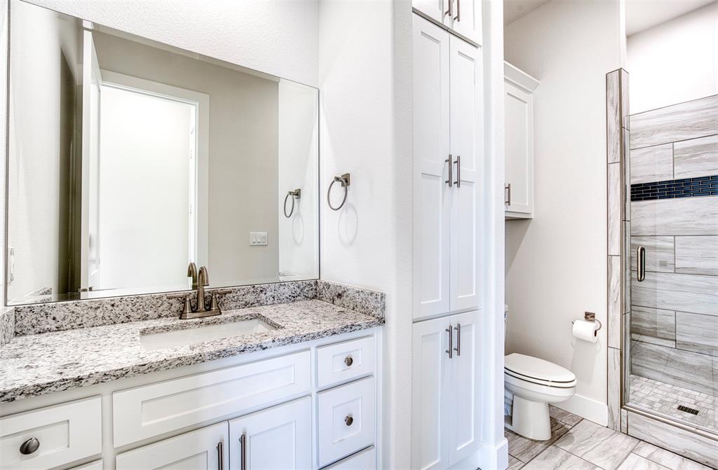 1376 Shadow Lakes Drive Wills Point, TX 75169 - Photo 18 of 38