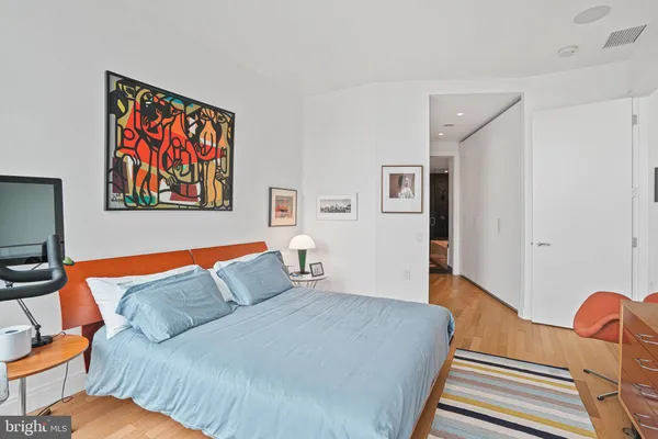 $7,850 | 1177 22nd Street Northwest, Unit 8J, Washington, DC 20037