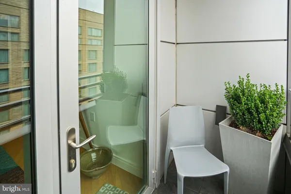 $7,850 | 1177 22nd Street Northwest, Unit 8J, Washington, DC 20037