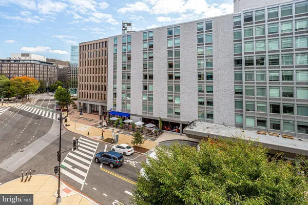 $7,850 | 1177 22nd Street Northwest, Unit 8J, Washington, DC 20037