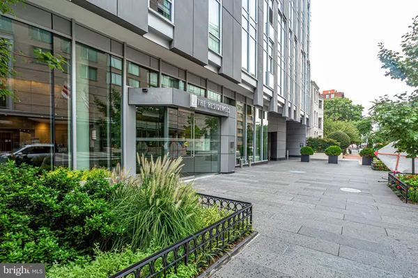 $7,850 | 1177 22nd Street Northwest, Unit 8J, Washington, DC 20037