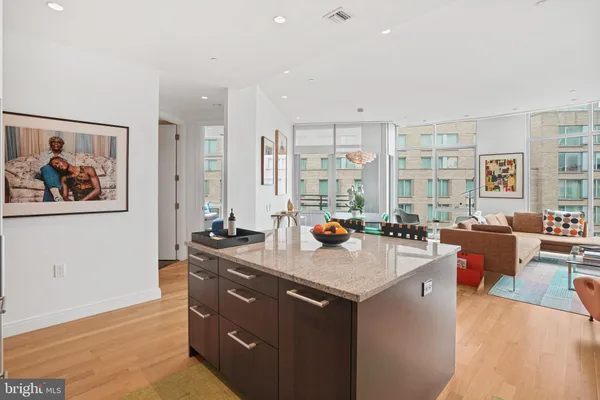 $7,850 | 1177 22nd Street Northwest, Unit 8J, Washington, DC 20037