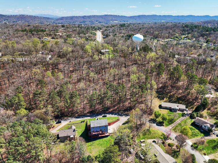 1720 Spring View Lane Chattanooga, TN 37421 - Photo 10 of 15 Screen Shot 2026-03-24 at 2.36.10 PM