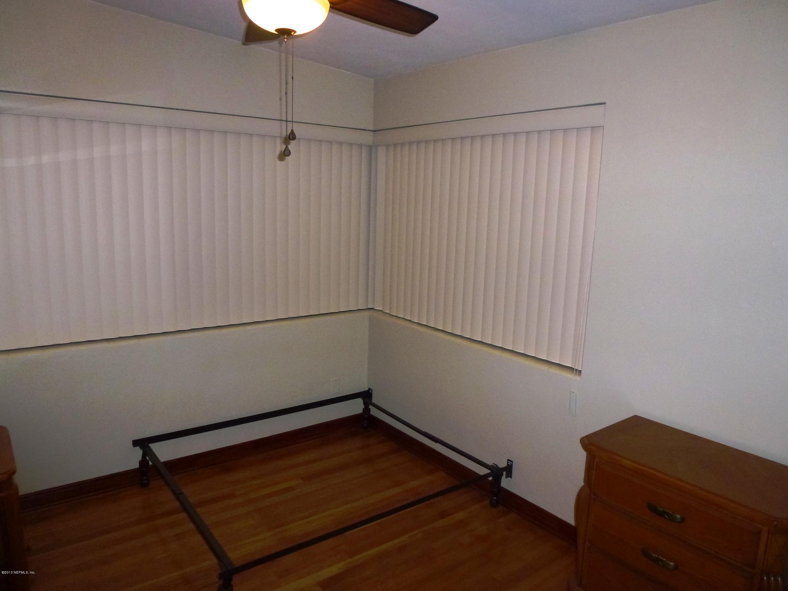 2464 Patsy Anne Drive Jacksonville, FL 32207 - Photo 7 of 11 Bedroom 2