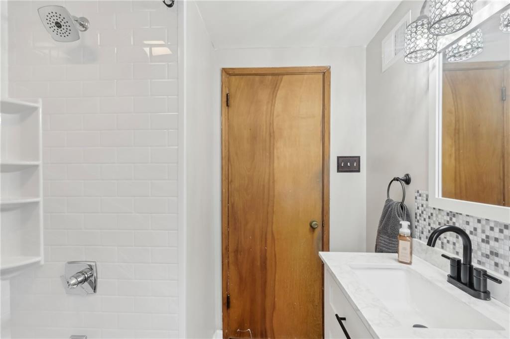 2093 Noblestown Road Pittsburgh, PA 15205 - Photo 32 of 50