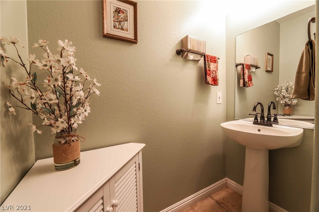 8911 Deep Ridge Court Las Vegas, NV 89178 - Photo 18 of 44