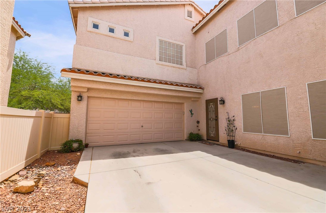 8911 Deep Ridge Court Las Vegas, NV 89178 - Photo 4 of 44