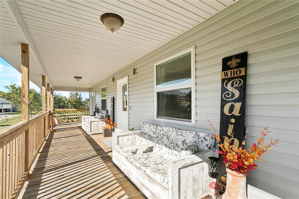 204 Terrell Drive Slidell, LA 70460 - Photo 3 of 16