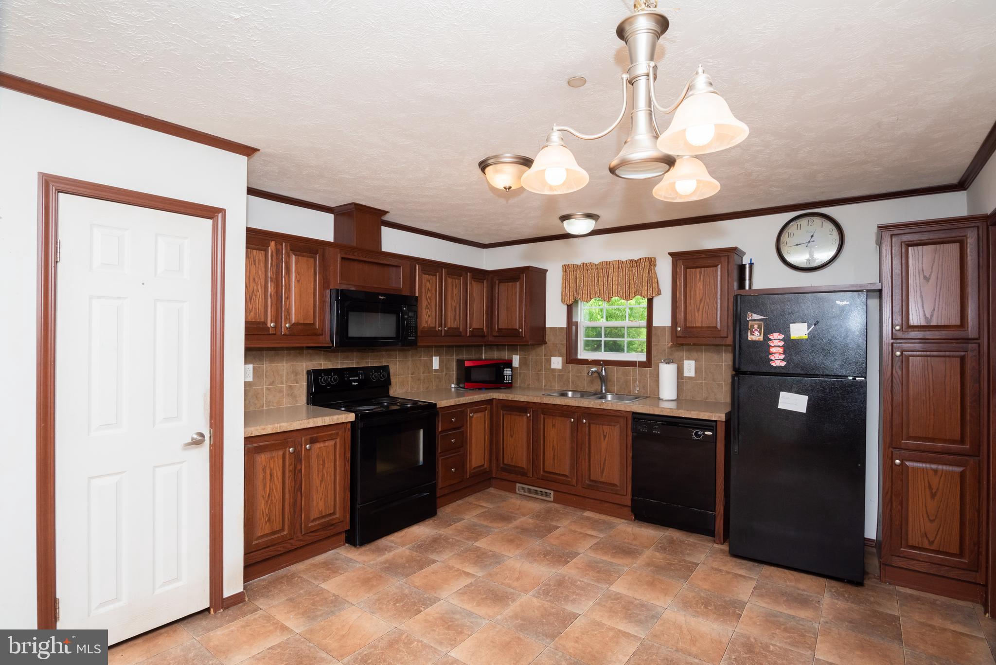 23194 Harrison Road Deal Island, MD 21821 - Photo 6 of 35 Gallery Image 6