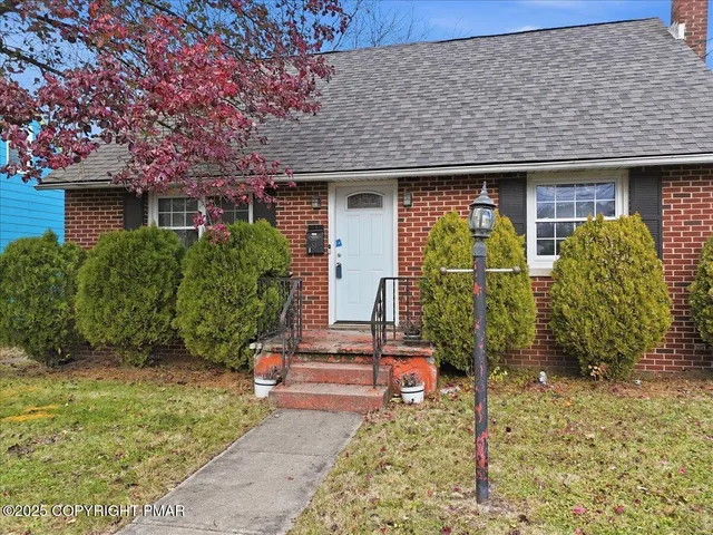 $234,900 | 9 Park Street, West Hazleton, PA 18202