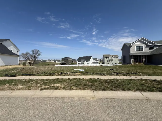 $134,900 | 242 Lori Lane, Delano, MN 55328