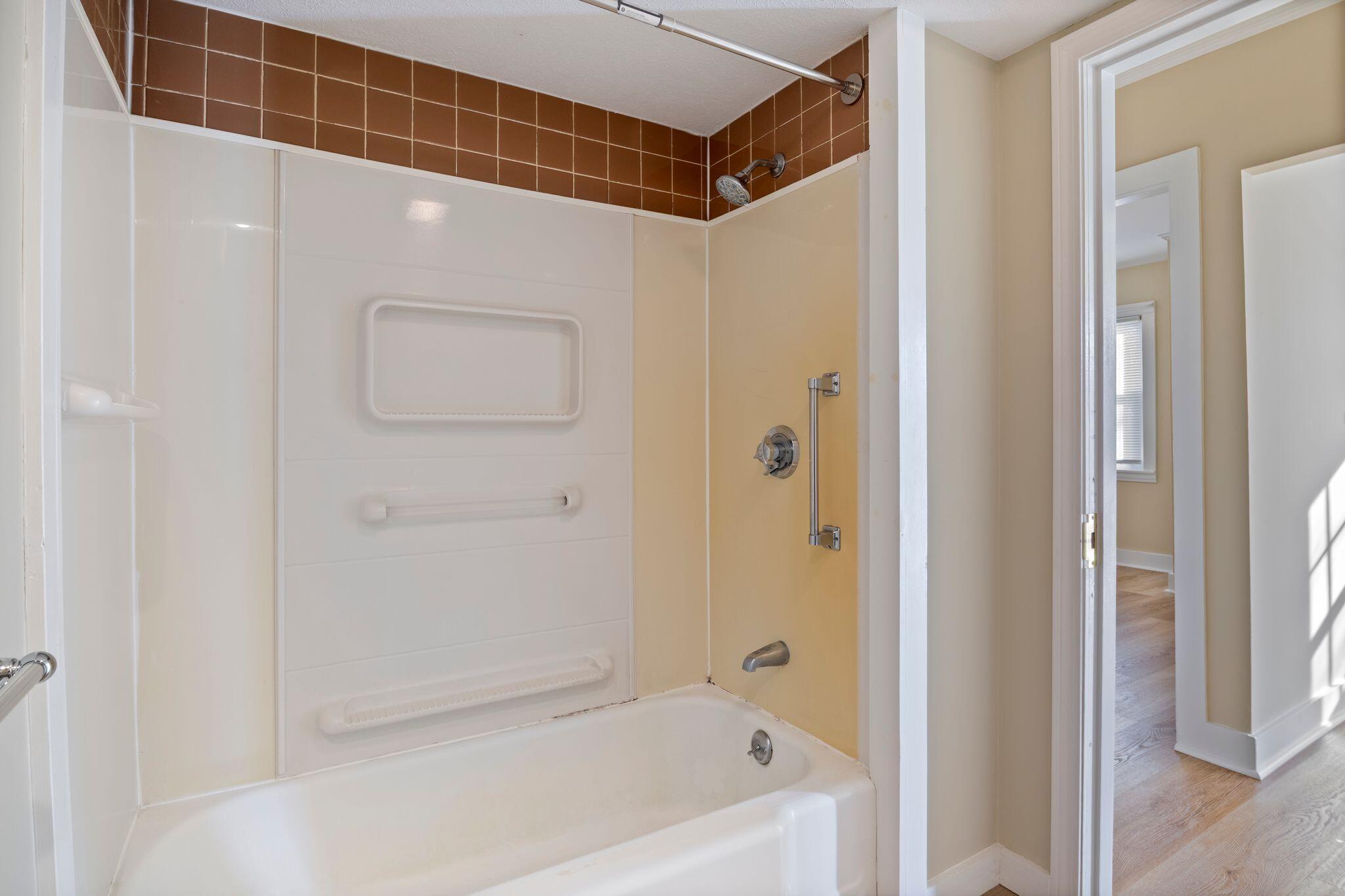 6 Garfield Street Saco, ME 04072 - Photo 20 of 42 6_Garfield_St_14