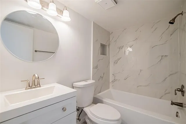 $335,000 | 611 Highview Circle North, Brandon, FL 33510