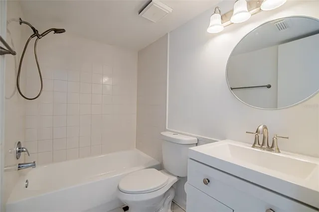 $335,000 | 611 Highview Circle North, Brandon, FL 33510