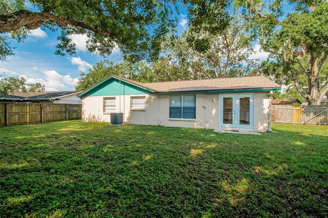 $335,000 | 611 Highview Circle North, Brandon, FL 33510