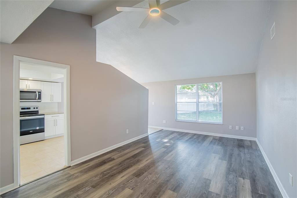 611 Highview Circle North Brandon, FL 33510 - Photo 4 of 17