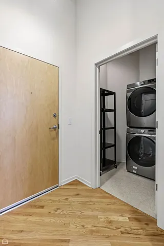 $360,000 | 1040 West Adams Street, Unit 416, Chicago, IL 60607