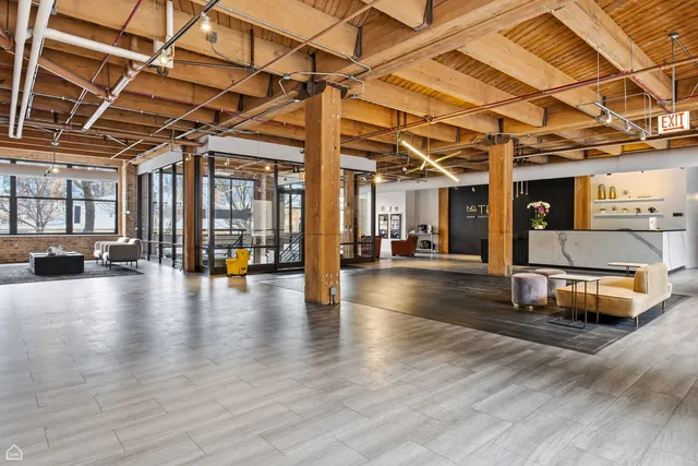 $360,000 | 1040 West Adams Street, Unit 416, Chicago, IL 60607