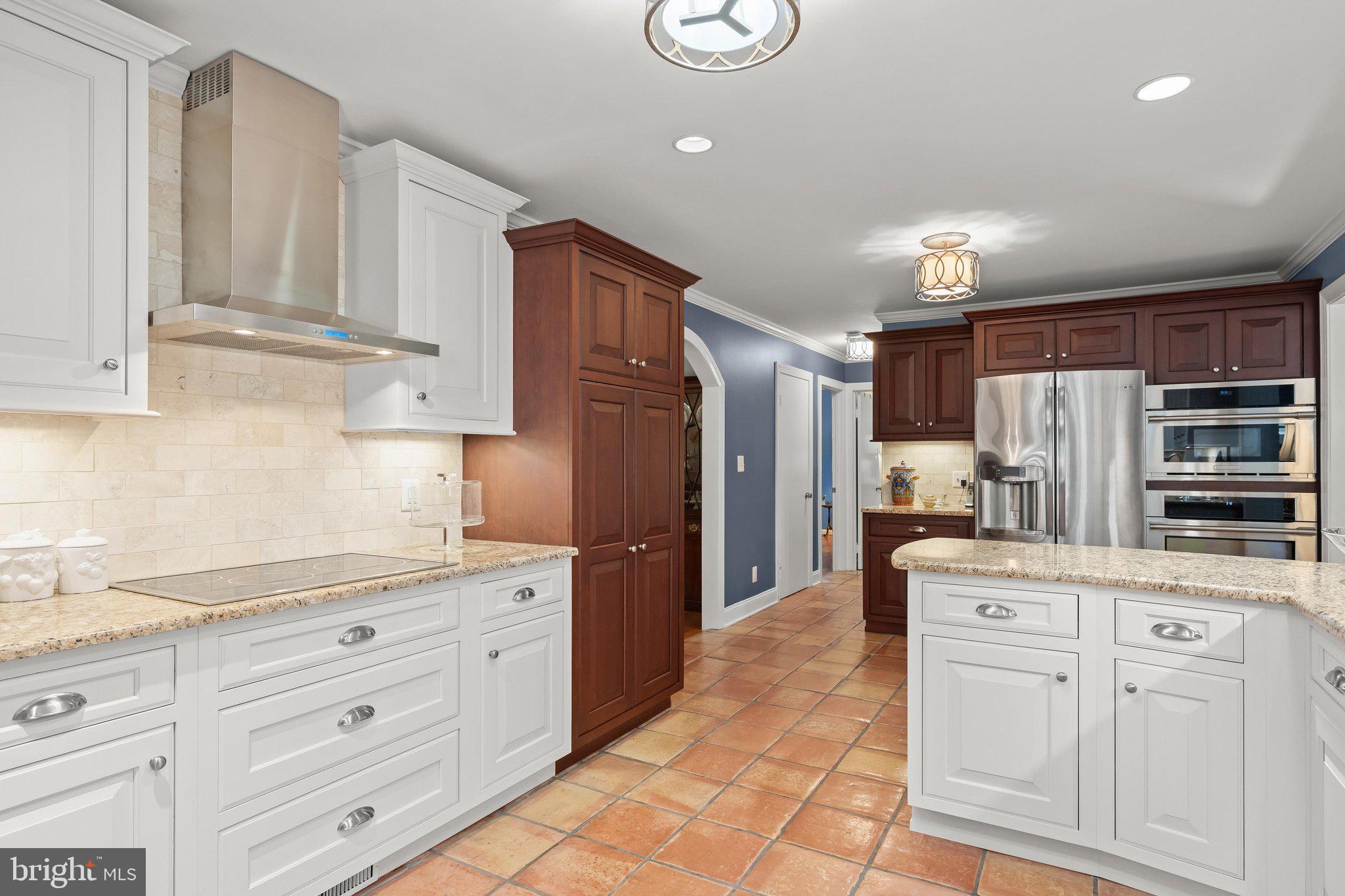 5318 Tuscarawas Road Bethesda, MD 20816 - Photo 14 of 42 Kitchen
