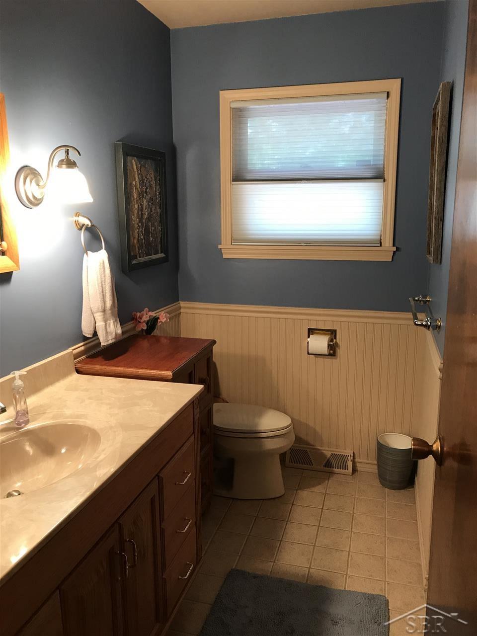 220 Frank Road Frankenmuth, MI 48734 - Photo 14 of 23 31327410-14.JPG