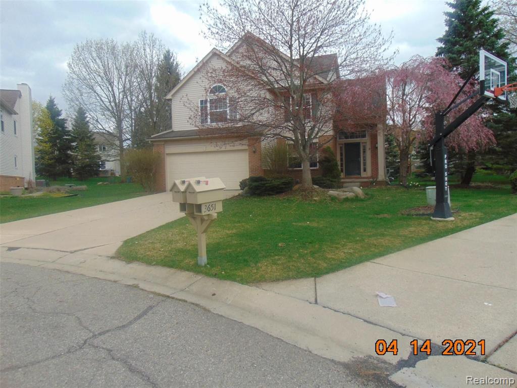 3639 Briarbrooke Lane Rochester, MI 48306 - Photo 1 of 25