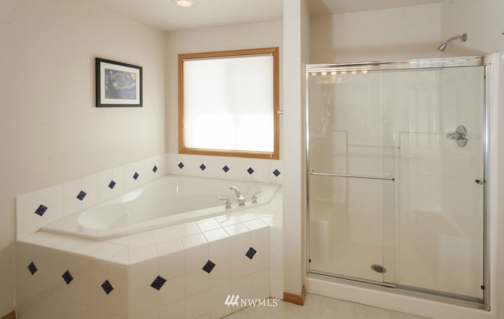 1906 243rd Street Southwest Bothell, WA 98021 - Photo 17 of 23