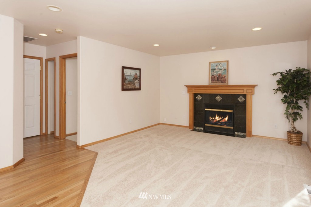 1906 243rd Street Southwest Bothell, WA 98021 - Photo 8 of 23