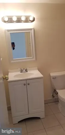 $1,750 | 491 North Armistead Street, Unit 101, Alexandria, VA 22312