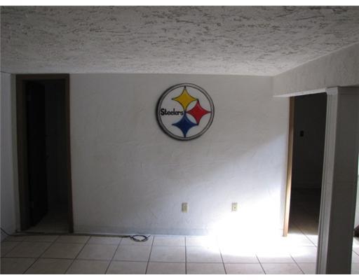 35 Ted Road West Newton, PA 15089 - Photo 7 of 10 Den/Family/Great Room.