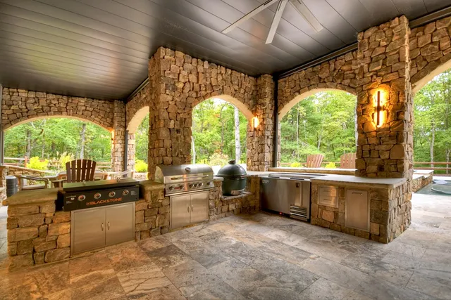 $2,850,000 | 101 Bennett Springs Court, Mineral Bluff, GA 30559