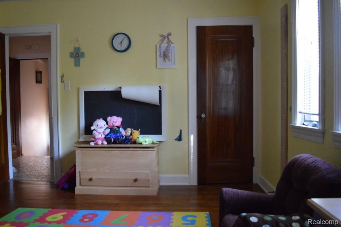 bedroom2_2.jpg