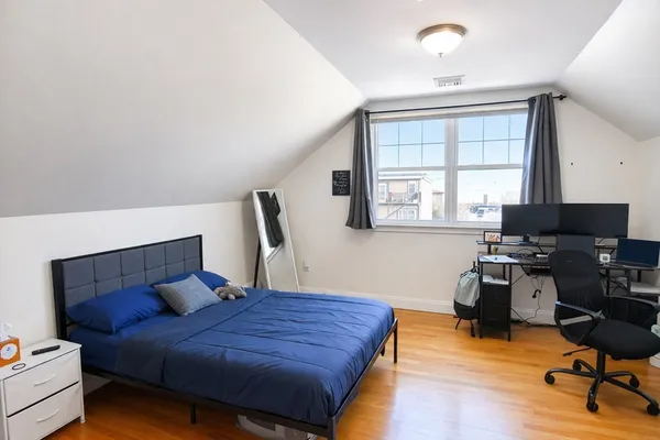 $5,500 | 84 Litchfield Street, Unit 84, Boston, MA 02135