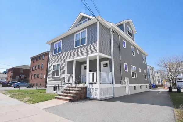 $5,500 | 84 Litchfield Street, Unit 84, Boston, MA 02135