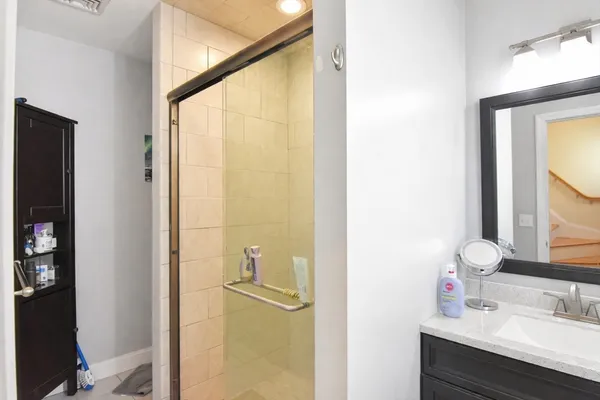 $5,500 | 84 Litchfield Street, Unit 84, Boston, MA 02135