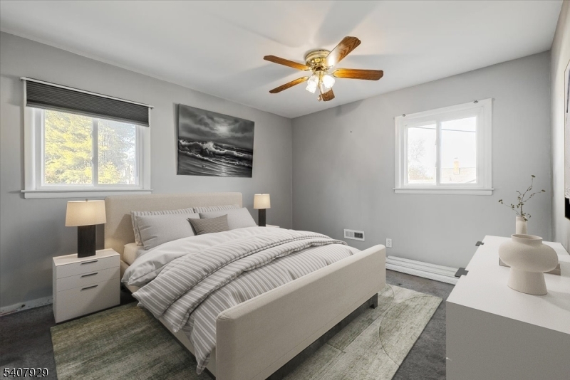 715 Bush Place Paramus, NJ 07652 - Photo 15 of 35