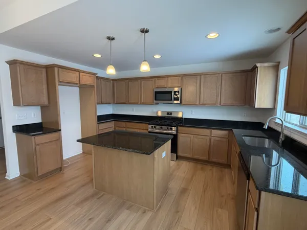 $289,900 | 5389 Swan Drive, Burton, MI 48509