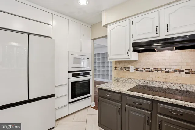 $564,000 | 266 St David Drive, Mount Laurel, NJ 08054