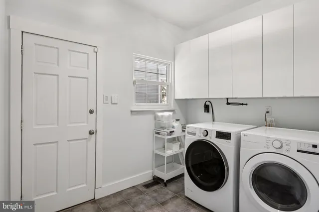 $564,000 | 266 St David Drive, Mount Laurel, NJ 08054