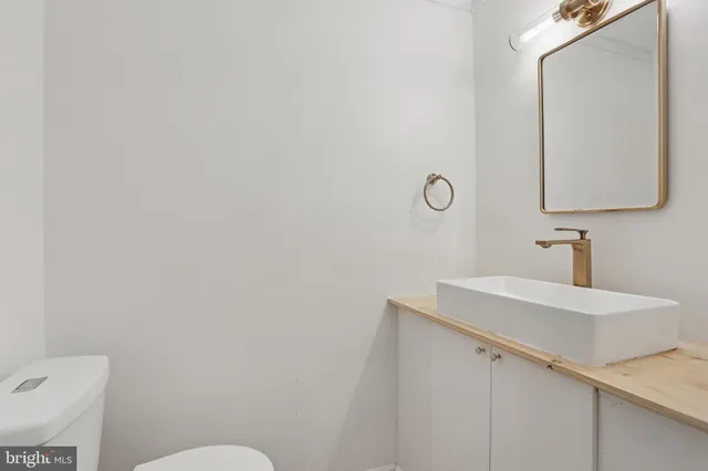 $564,000 | 266 St David Drive, Mount Laurel, NJ 08054