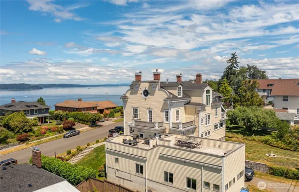 $1,595,000 | 4410 North 45th Street, Tacoma, WA 98407