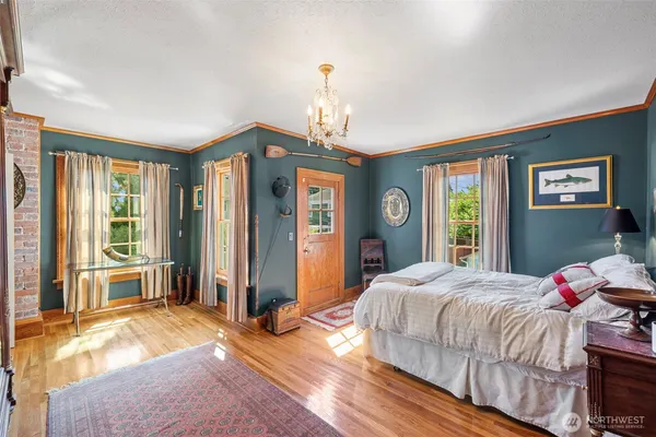 $1,595,000 | 4410 North 45th Street, Tacoma, WA 98407