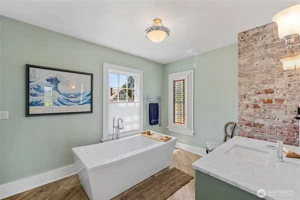 $1,595,000 | 4410 North 45th Street, Tacoma, WA 98407