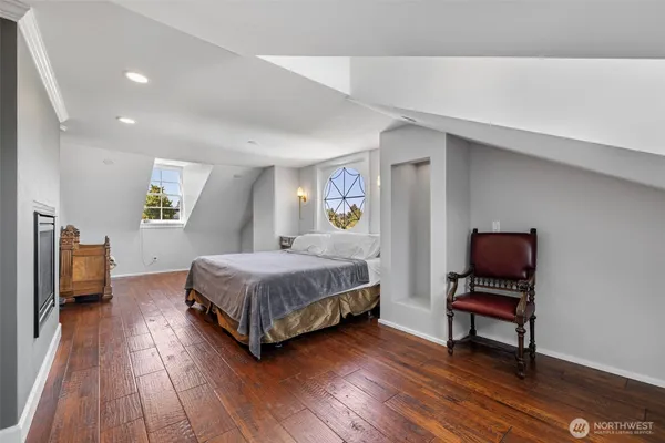 $1,595,000 | 4410 North 45th Street, Tacoma, WA 98407