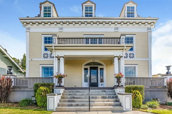 $1,595,000 | 4410 North 45th Street, Tacoma, WA 98407