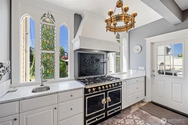 $1,595,000 | 4410 North 45th Street, Tacoma, WA 98407